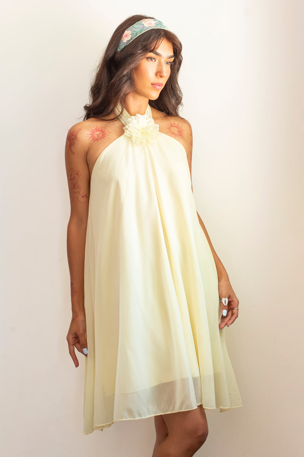 Vestido halter amarillo